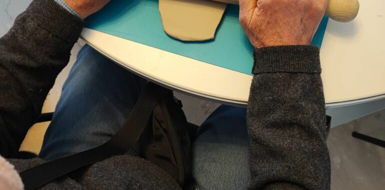 Dicembre Creativo: Laboratorio di ceramica per i nostri ospiti 🎨